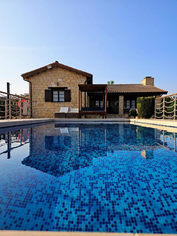 Paradise Traditional House Maroni Exterior photo