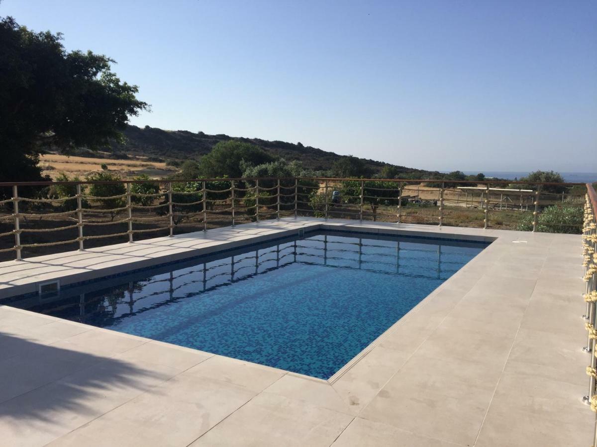 Paradise Traditional House Maroni Exterior photo