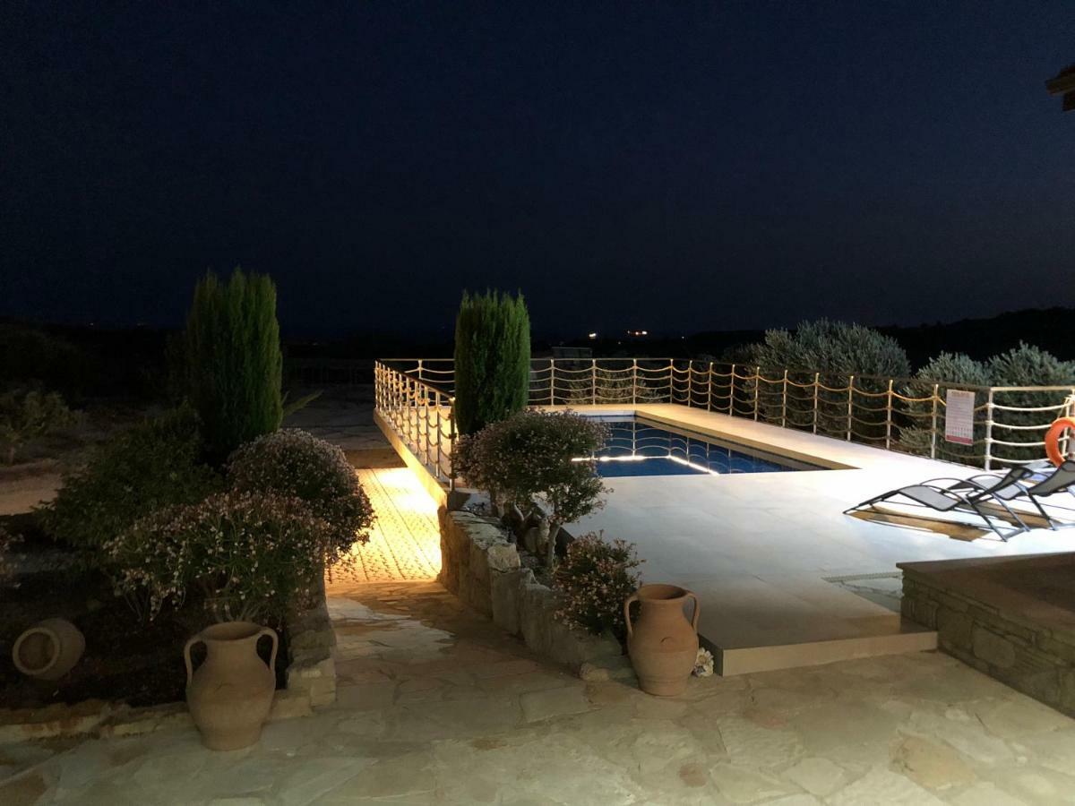 Paradise Traditional House Maroni Exterior photo